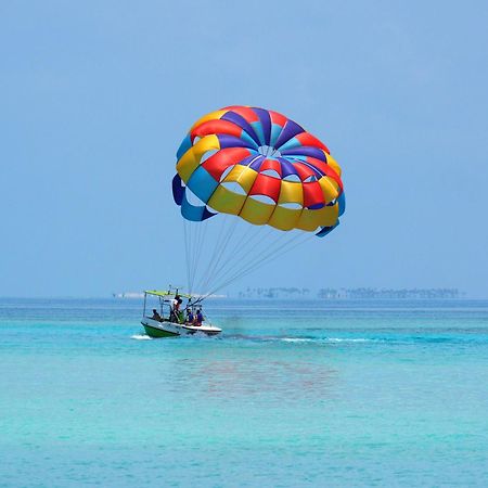 Club Kaafu Maldives Hotell Dhiffushi Eksteriør bilde