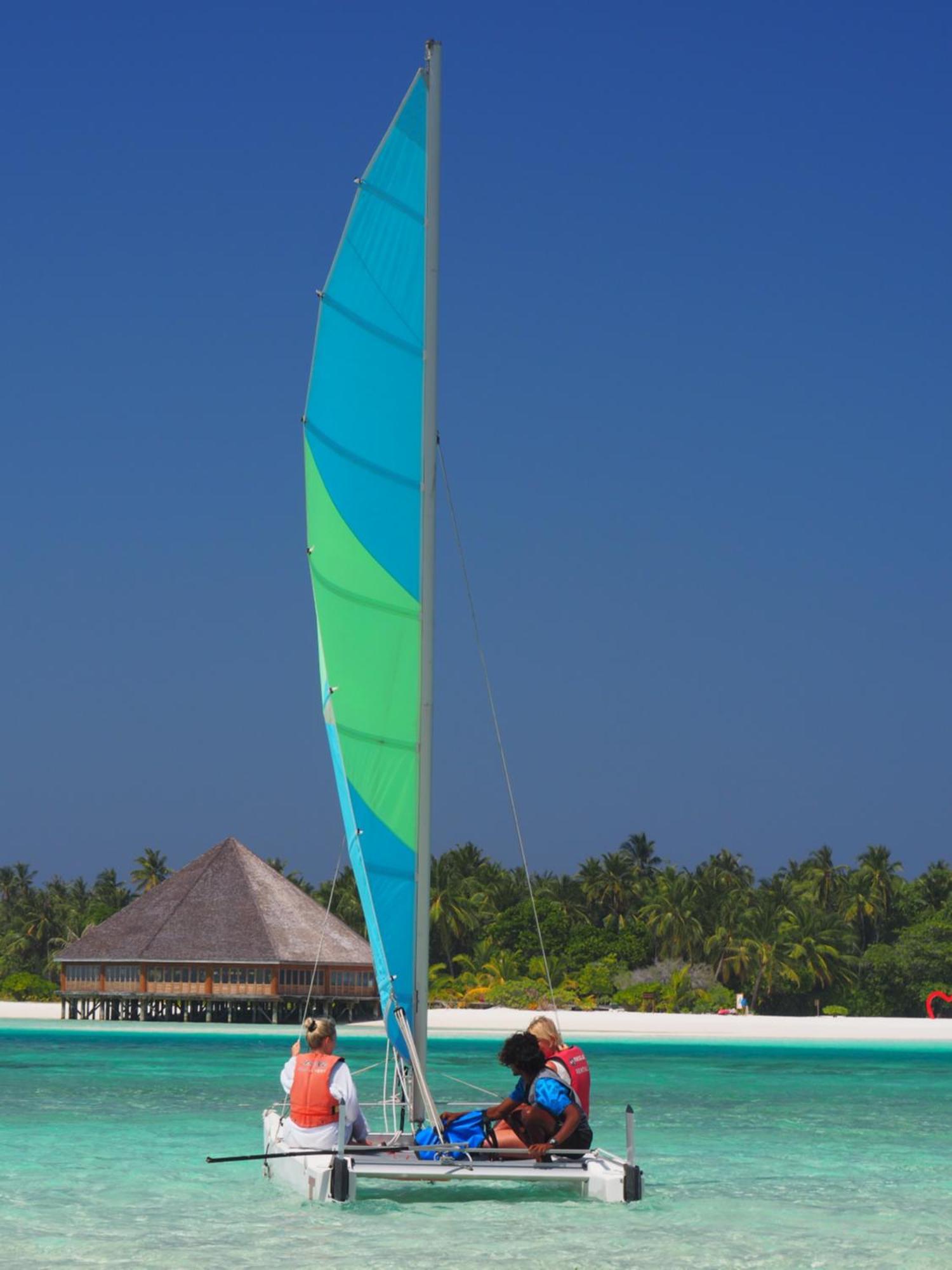 Club Kaafu Maldives Hotell Dhiffushi Eksteriør bilde